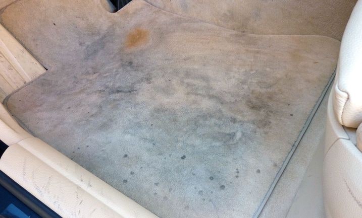 BMW 528i longterm floormat.jpg